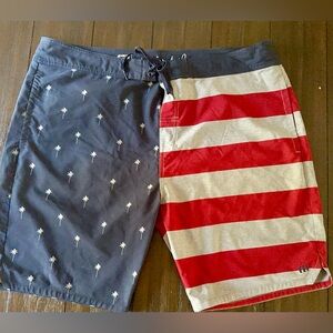 Mens Travis Matthew Board Shorts Size 42